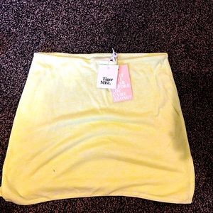 Neon mini skirt